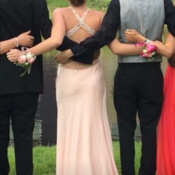 PROM DRESS!! - Picture 3 of 3
